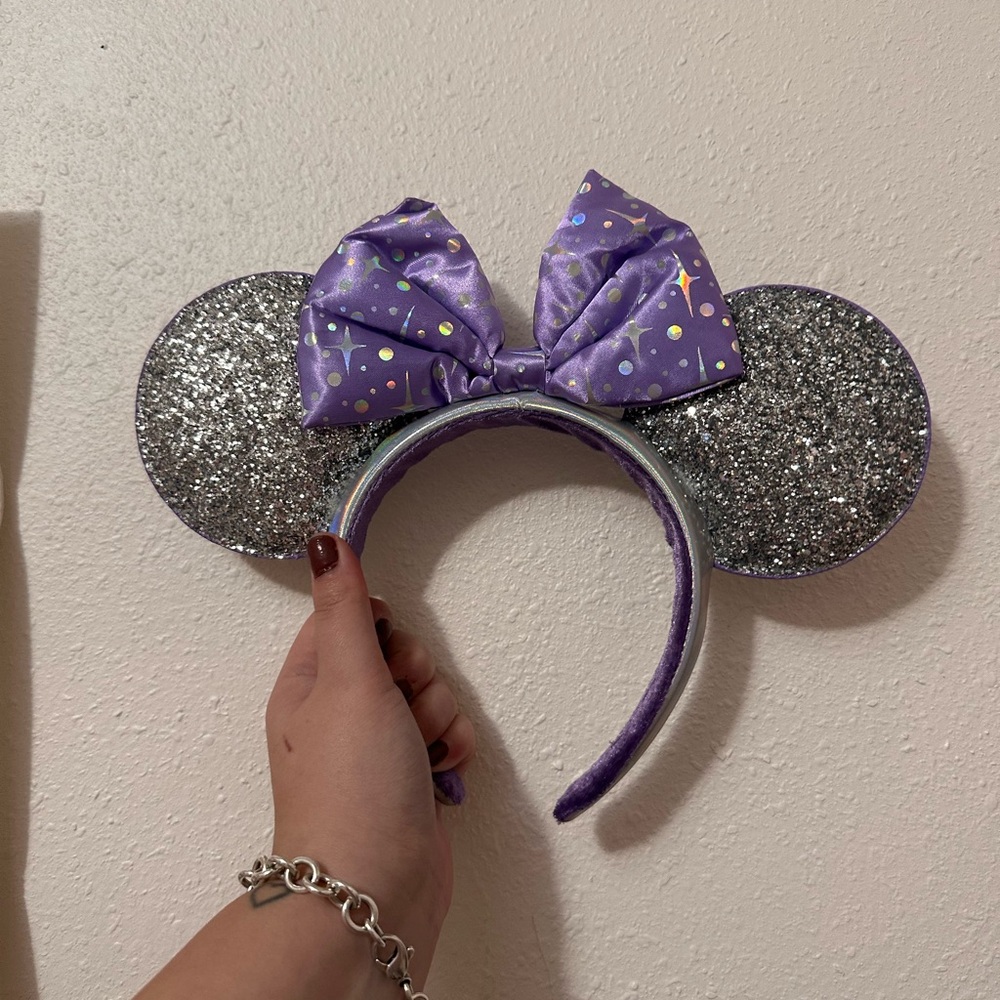 Disney Purple and Silver Minnie Mouse Ears
